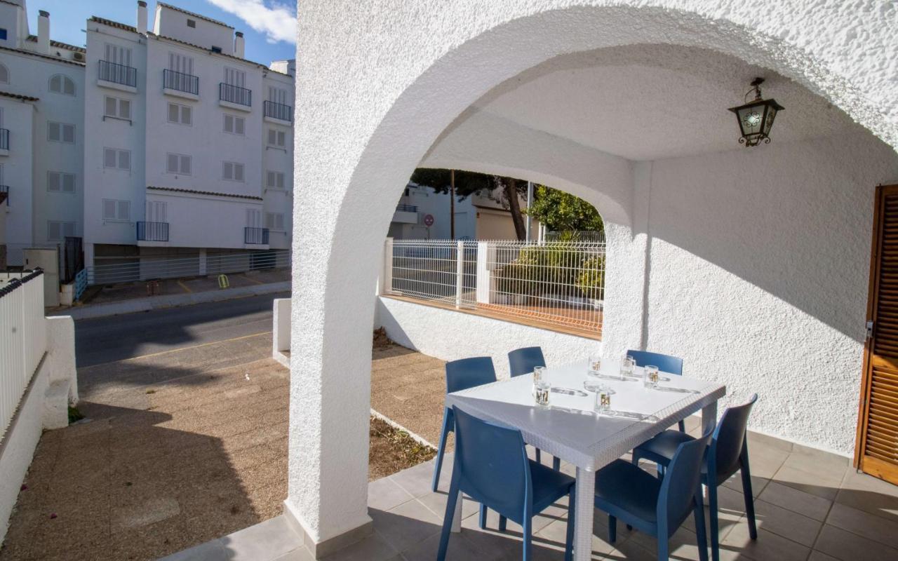 CASA ADOSADA CON JARDIN EN SEGUNDA LINEA FUENTEMAR Albert Villas Alcossebre Exterior foto